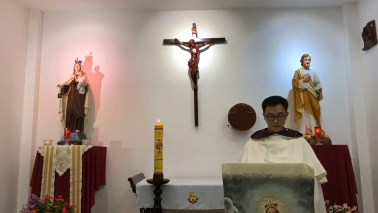 Mẹ Maria, mẫu gương phục vụ tuyệt vời.